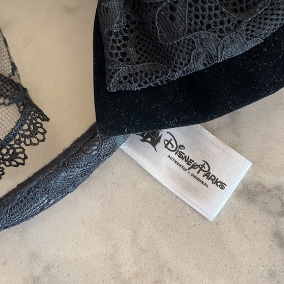 BLACK VELVET AND LACE DISNEY PARKS MICKEY EARS 🖤🖤🖤 - Picture 7 of 7